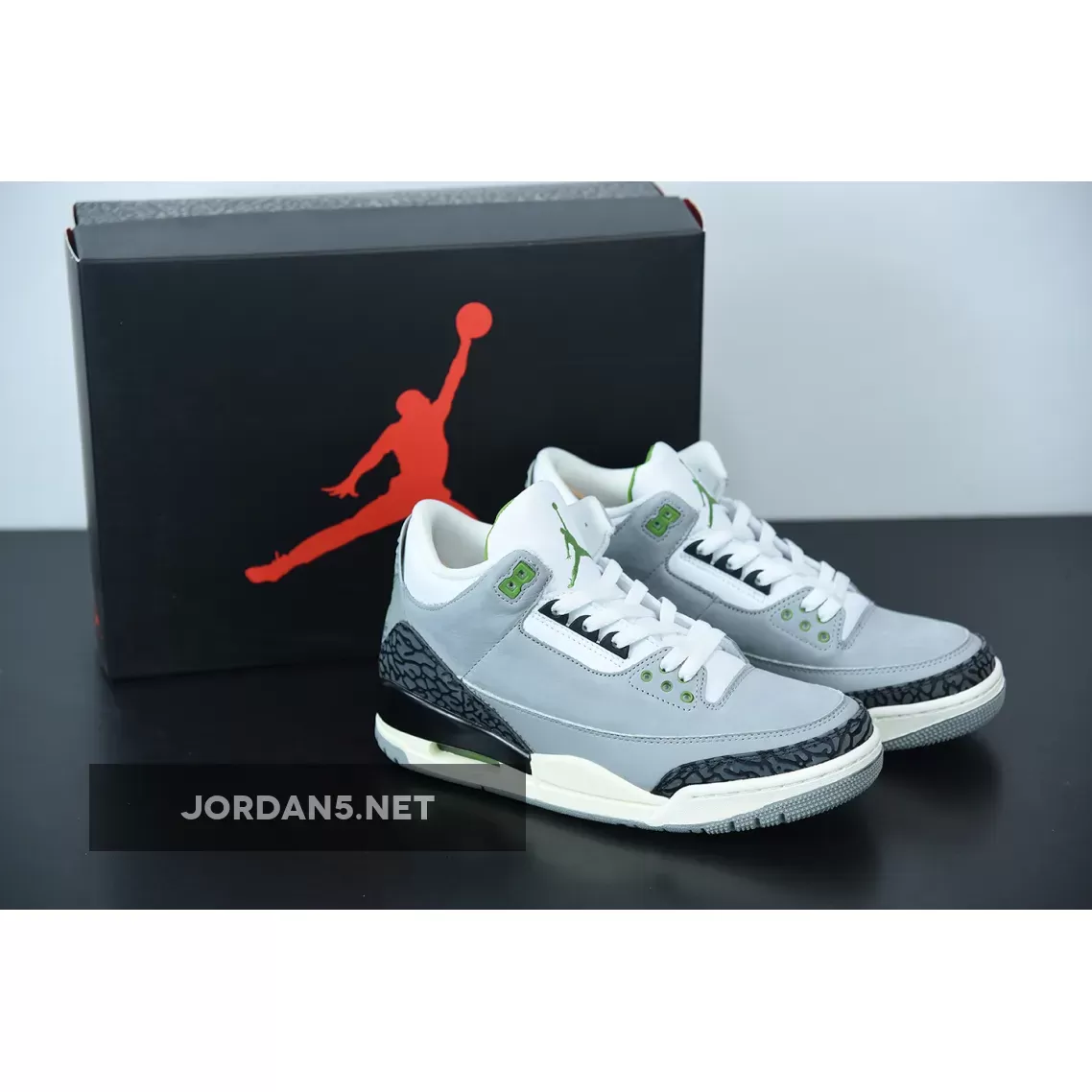 Jordan 3 Chlorophyll On Feet Air Jordan 3 Tinker 'Chlorophyll' Light Smoke Grey 136064-006