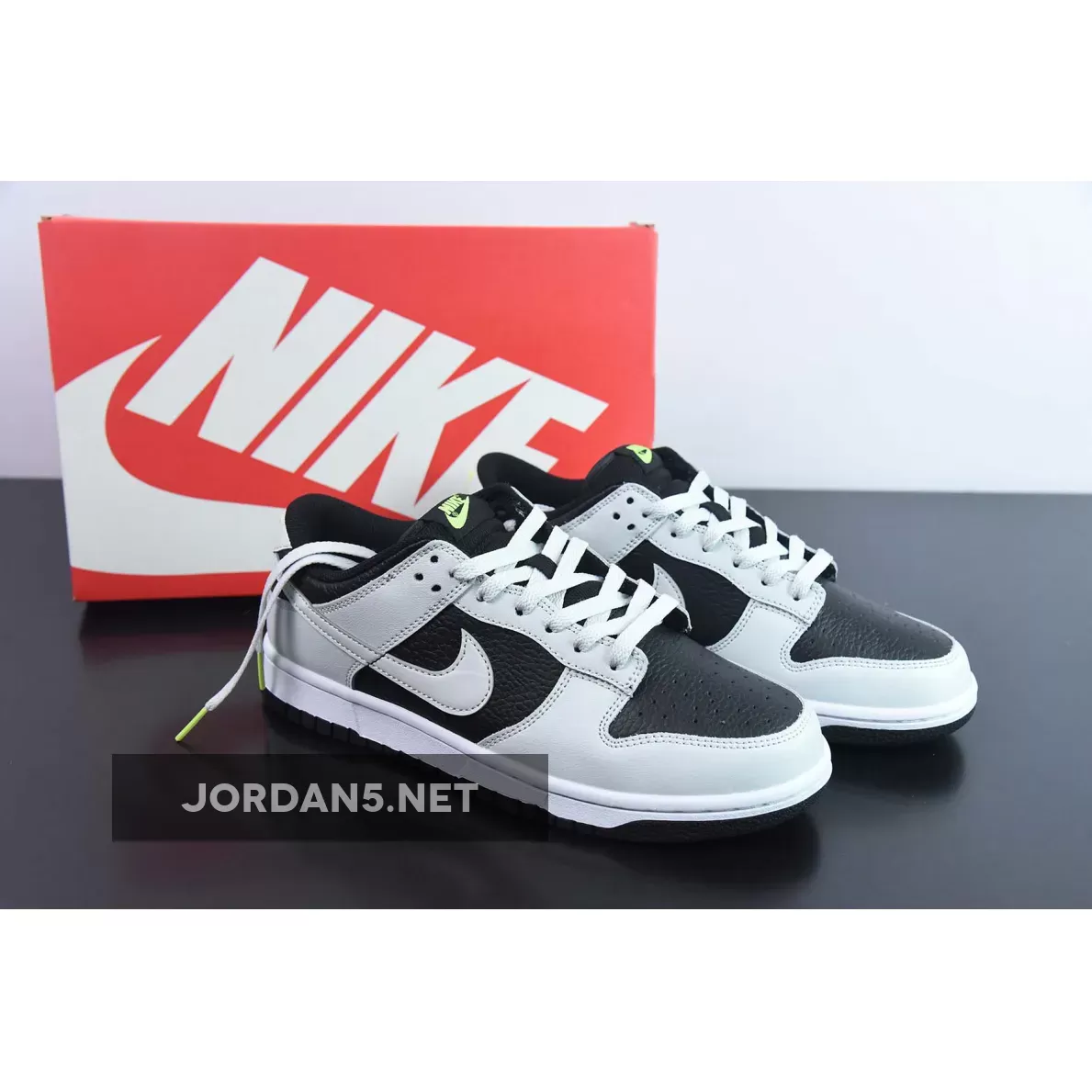 Nike Dunk Low 'Reverse Panda' Grey/Black/Volt FD9756-001 / neon dunk