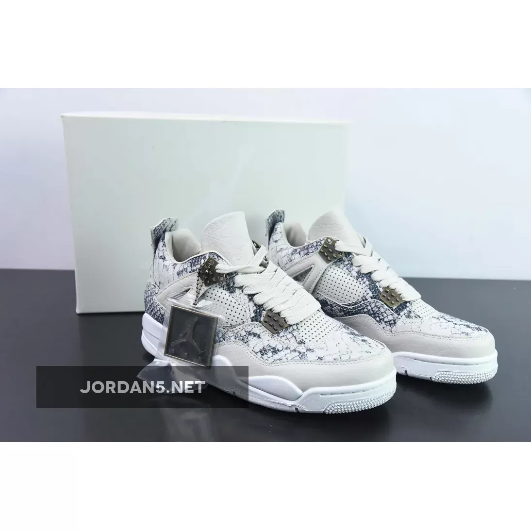 Air Jordan 4 Retro Pinnacle "Snakeskin"